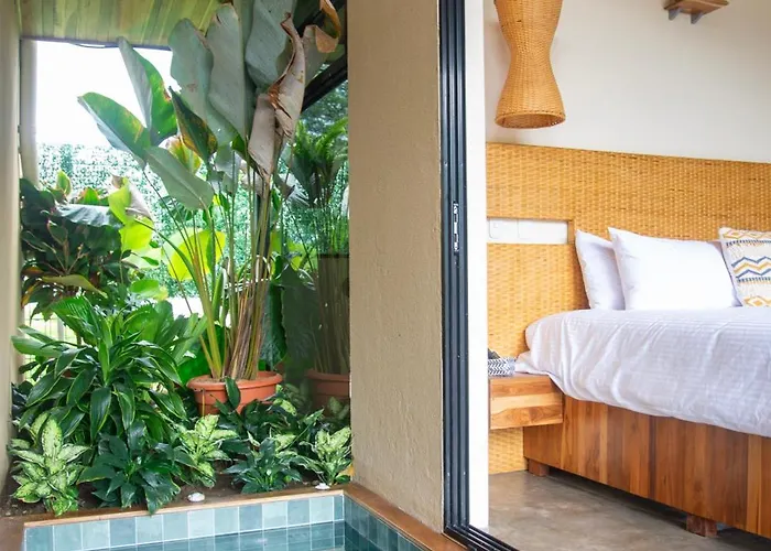 Scenic Volcano Villas With Hot Tub